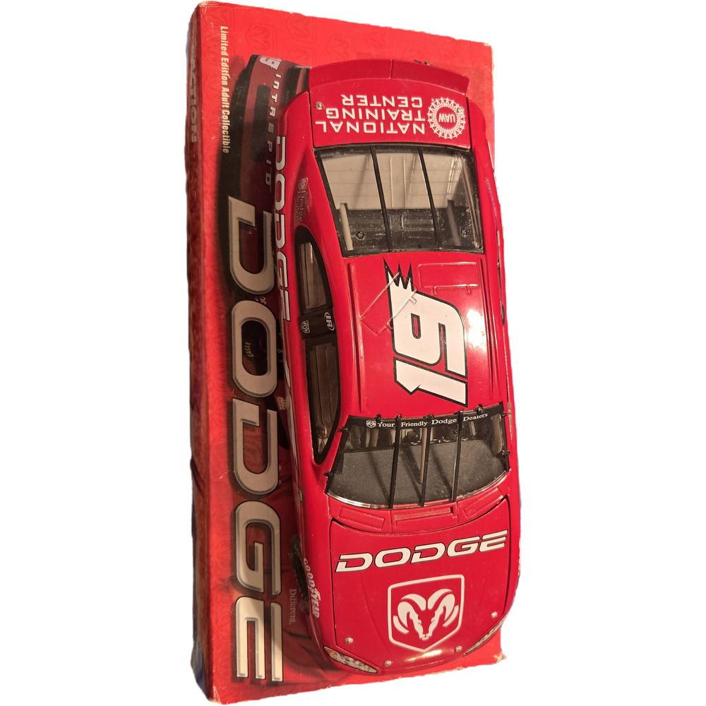 Action #19 Dodge Show Car 2000 Intrepid R/T Daytona Countdown 1:24 Diecast Car